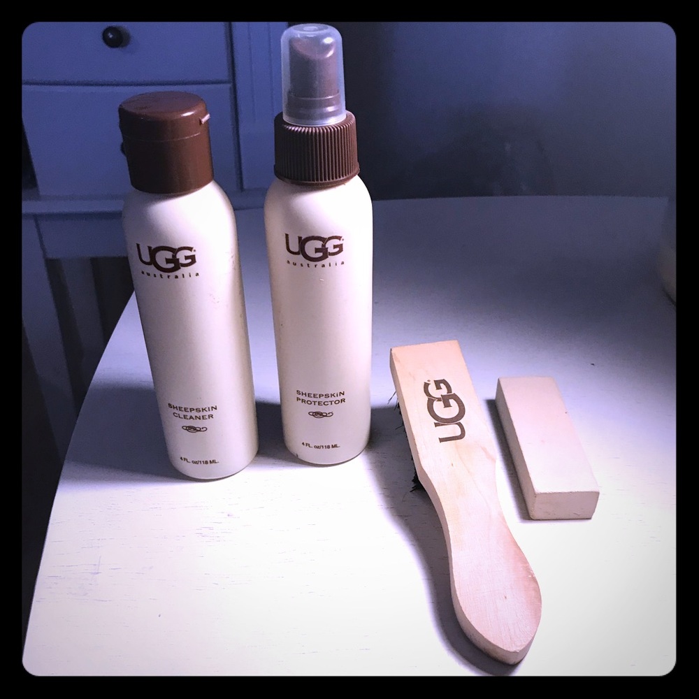 Ugg Sheepskin Care Kit